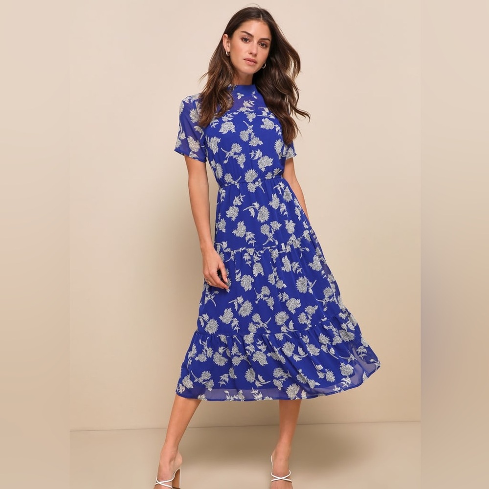 Lulu's Dressed Up Blue Floral Midi Dress (Size XS)